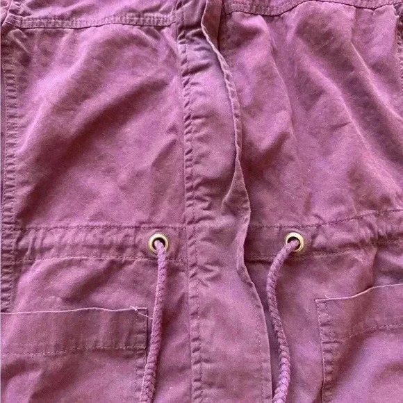 Women's Ann Taylor Zip Up Long Sleeve Jacket with Hood Size Medium Utility - Picture 3 of 3